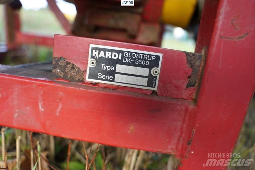 Hardi LXY 800 Vlečne škropilnice