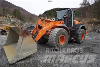 Hitachi ZW220 Kolesni nakladalci