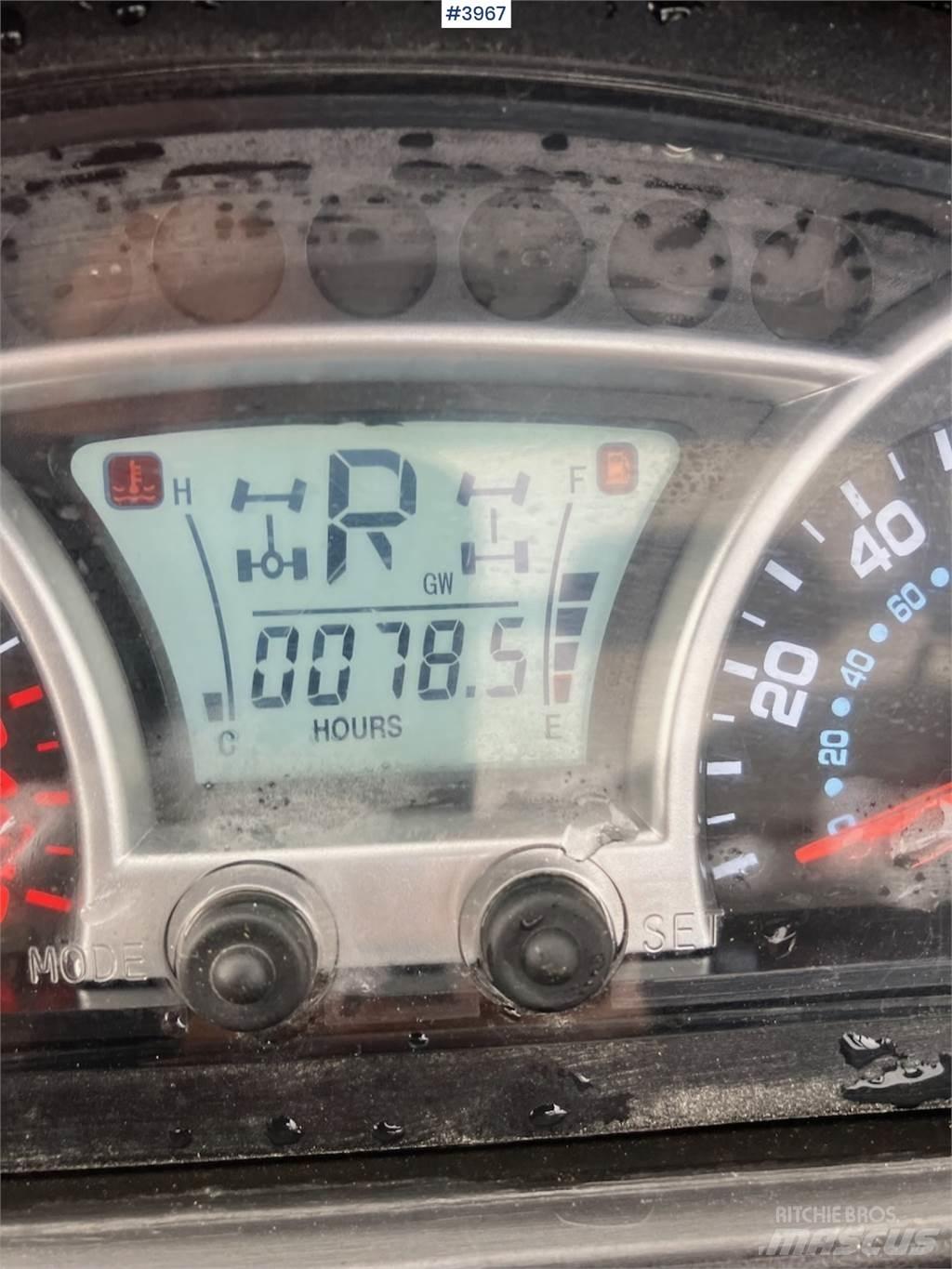  HSUN 750 Traktorji