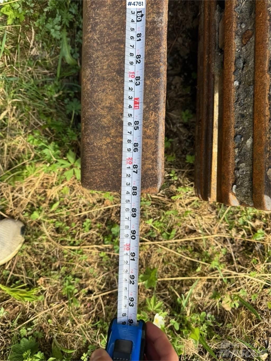 Hymas 82R Bagri goseničarji