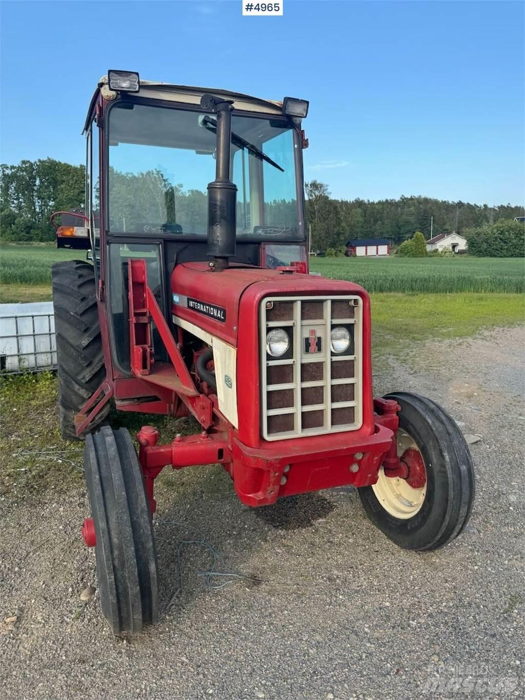 International 454 Traktorji
