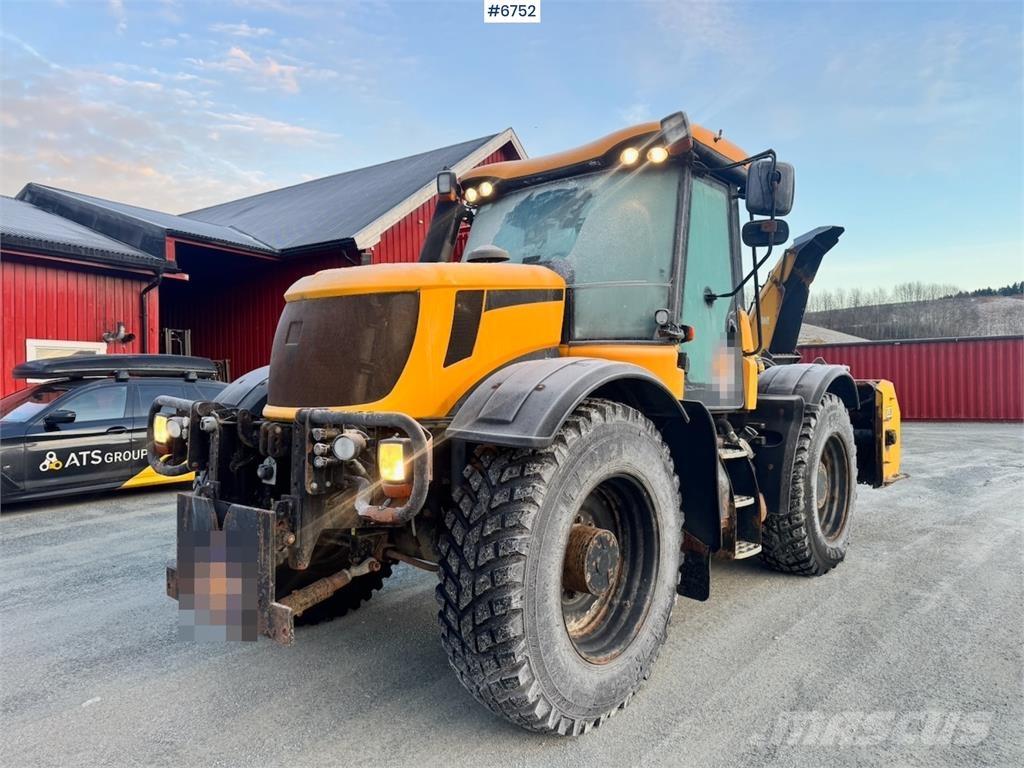 JCB Fastrac 3230 Traktorji