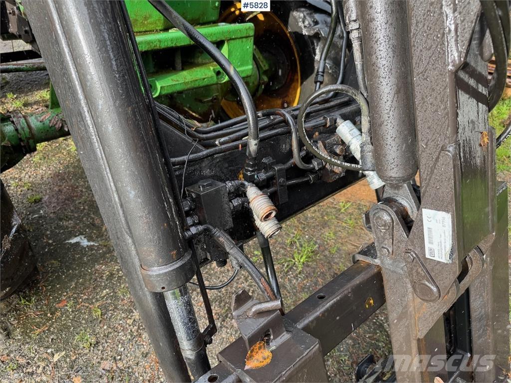 John Deere 1630 Traktorji