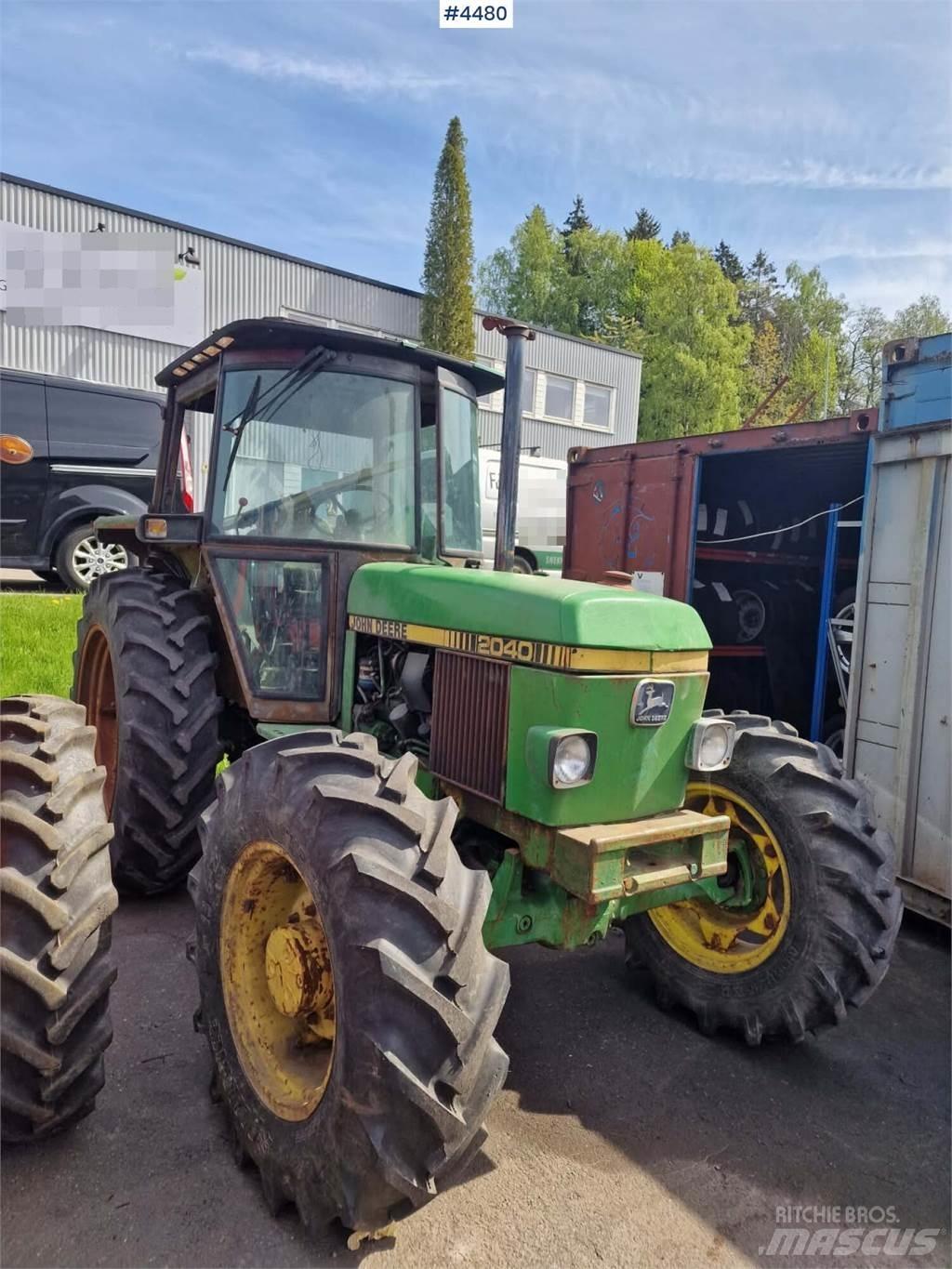John Deere 2040 Traktorji
