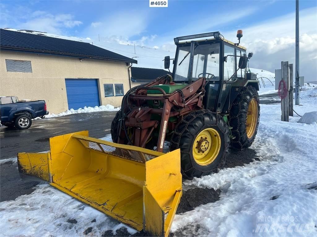 John Deere 2040 Traktorji
