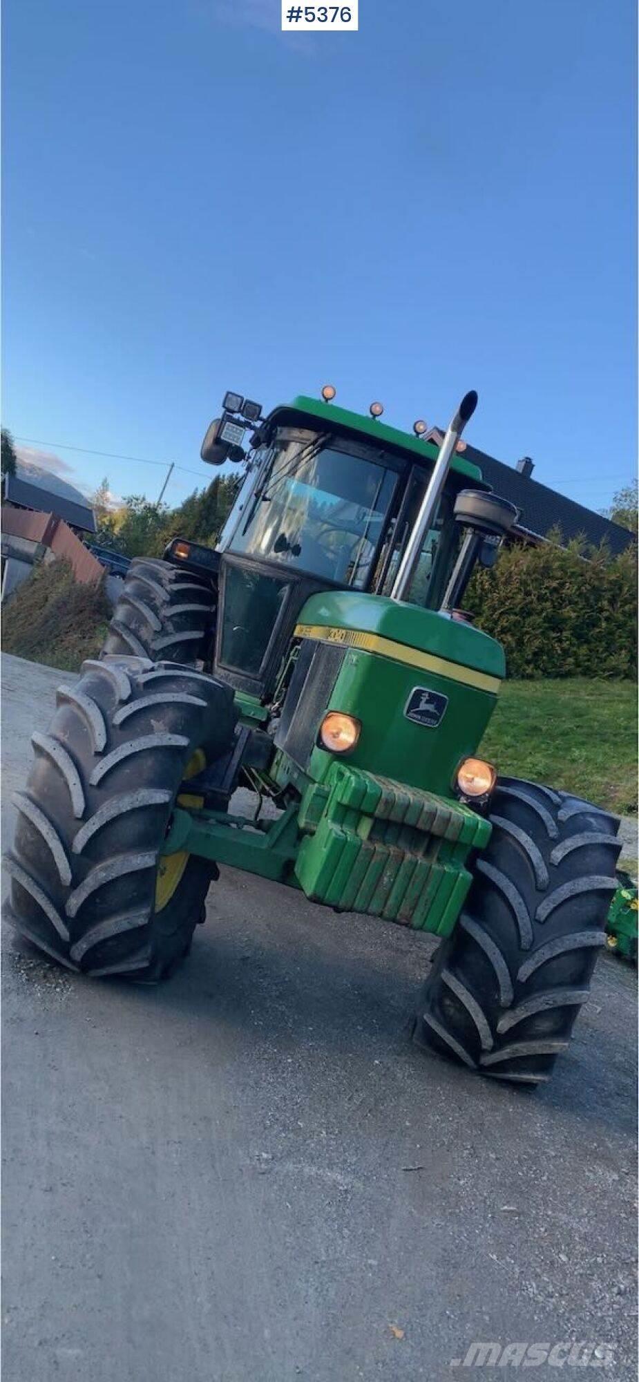 John Deere 3040HL Traktorji
