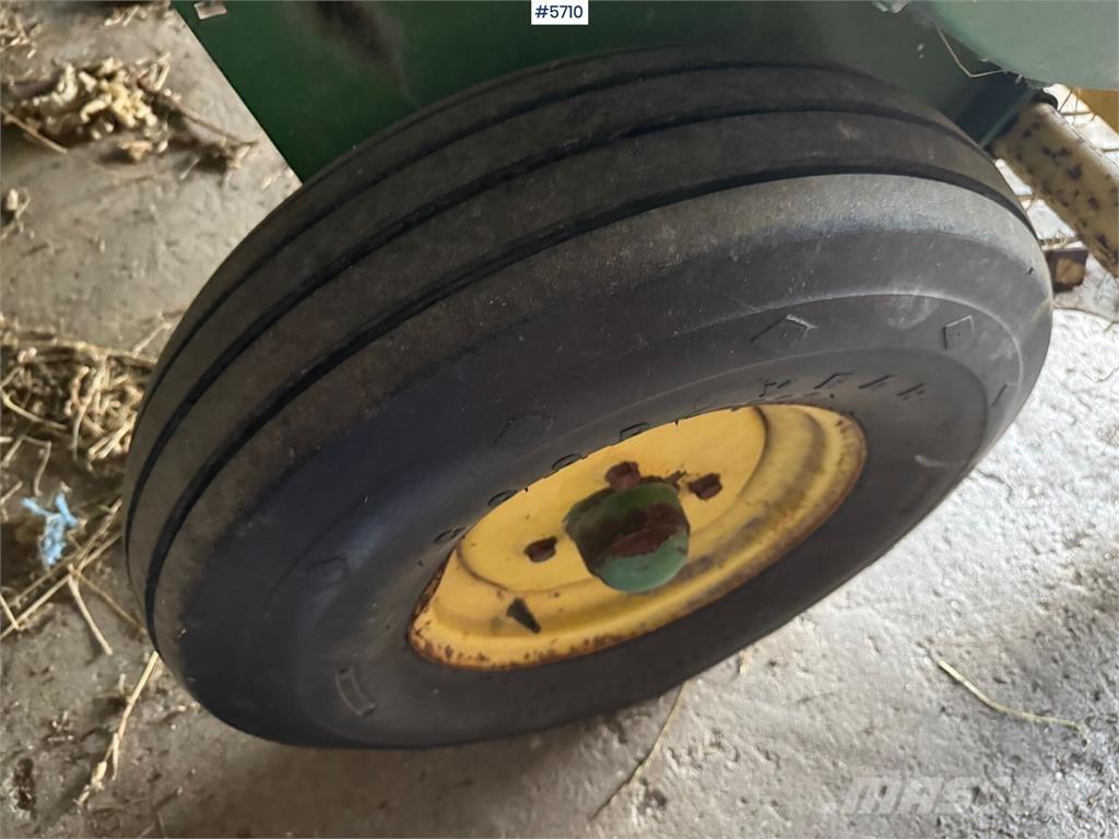John Deere 336 Druga oprema za žetev