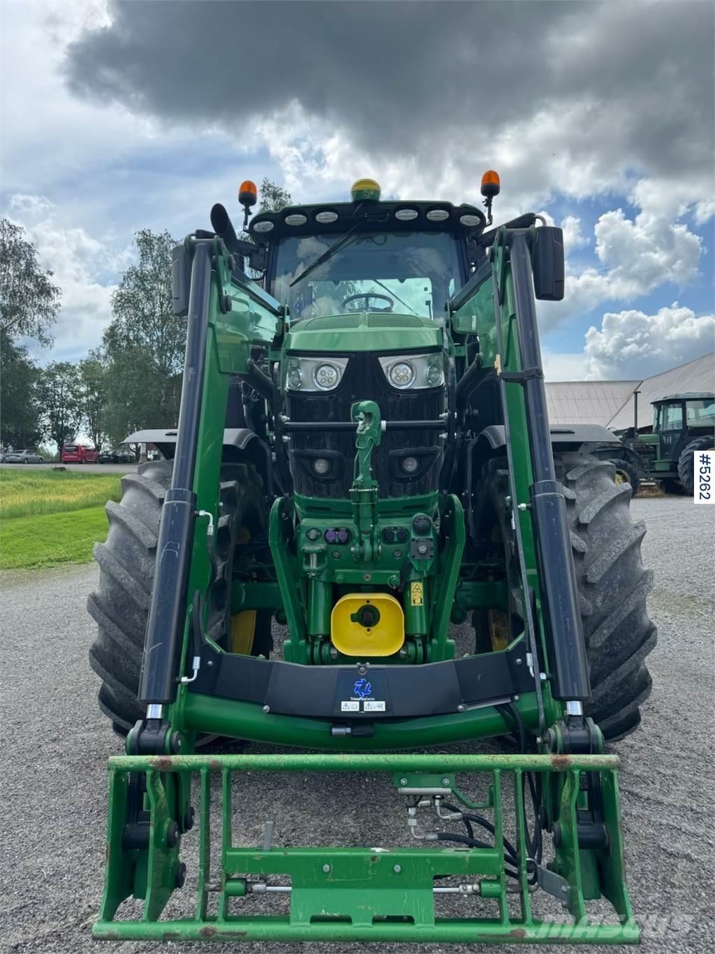 John Deere 6250R Traktorji