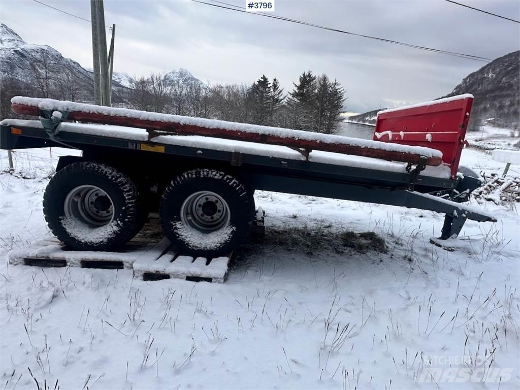 Junkkari J10 Prikolice za žito