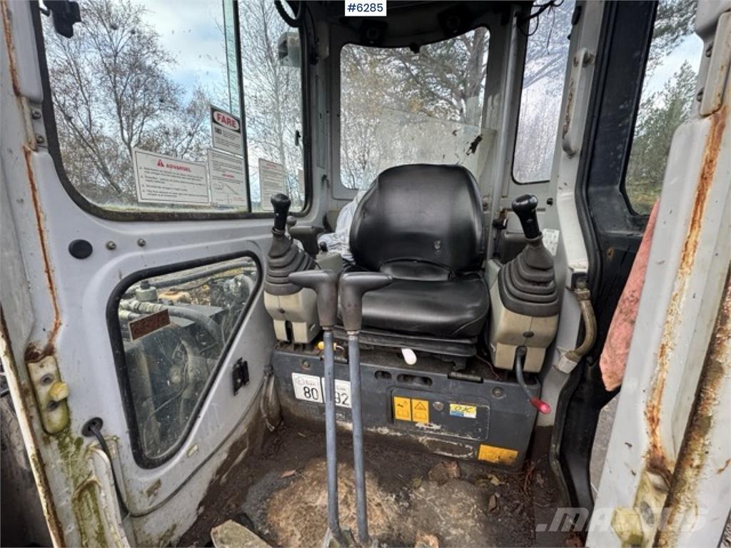 Kobelco SK45 Bagri goseničarji
