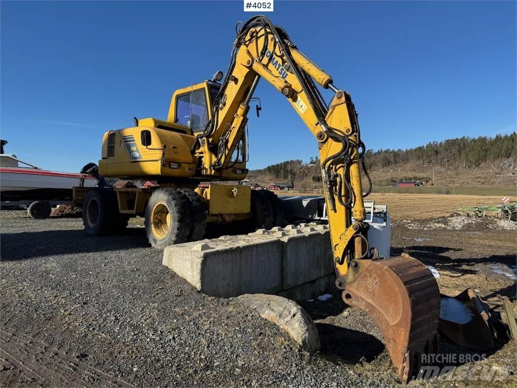 Komatsu PW 110R Bagri goseničarji