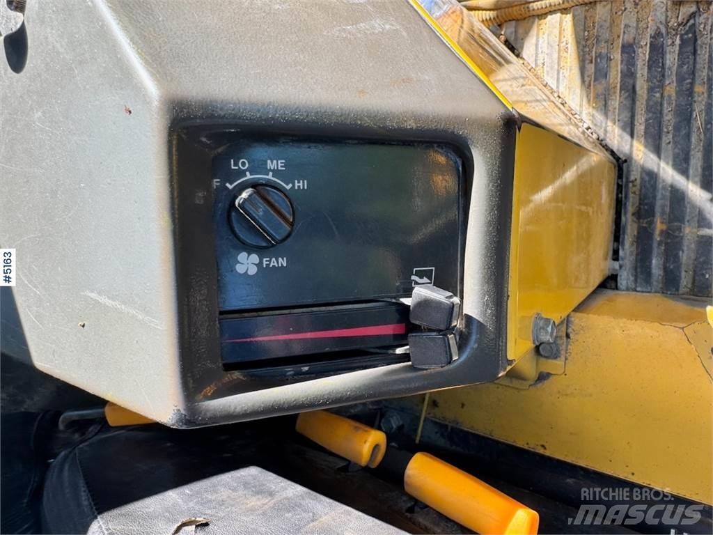 Komatsu WA420-1 Kolesni nakladalci
