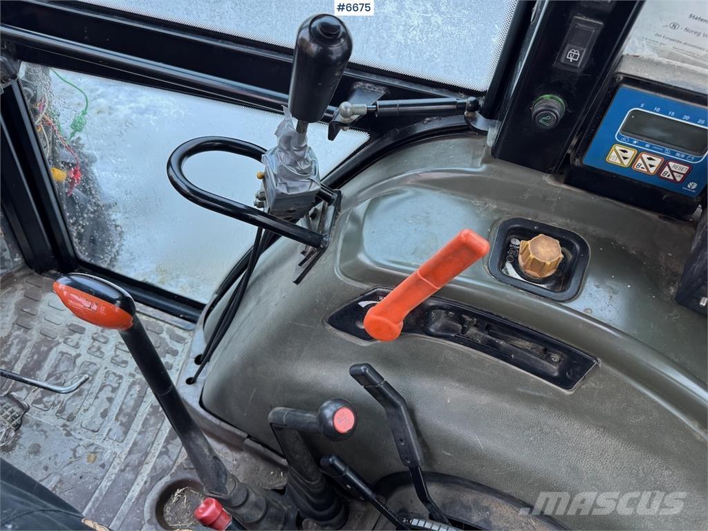 New Holland L 85 Traktorji