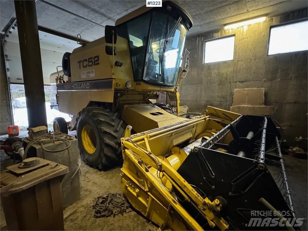 New Holland TC52 Kombajni