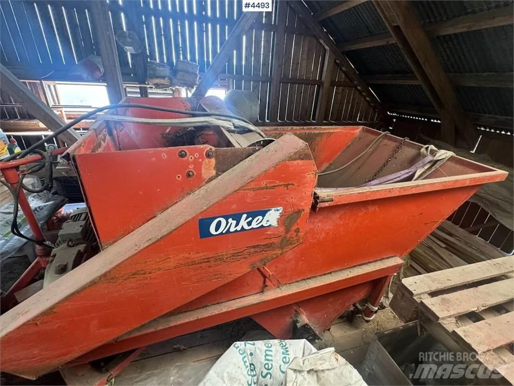 Orkel F2 Hranilnice živine