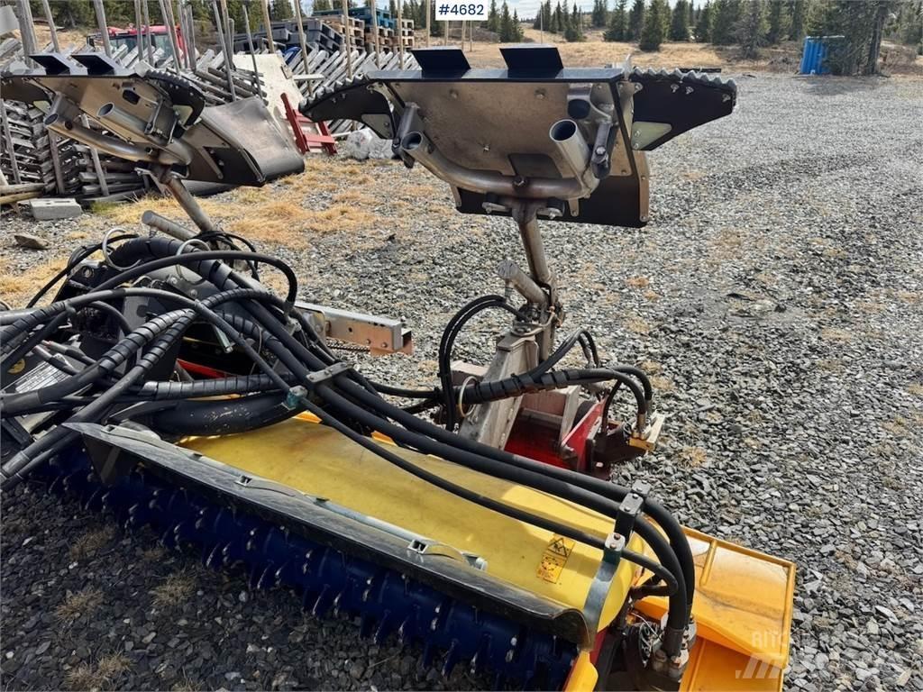  Pisten Bully 100 Snežne deske in plugi