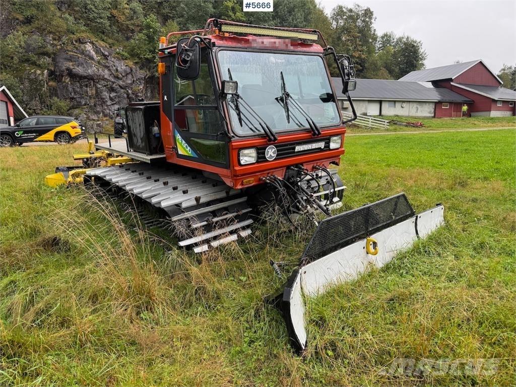  Pisten Bully 150D Snežne deske in plugi