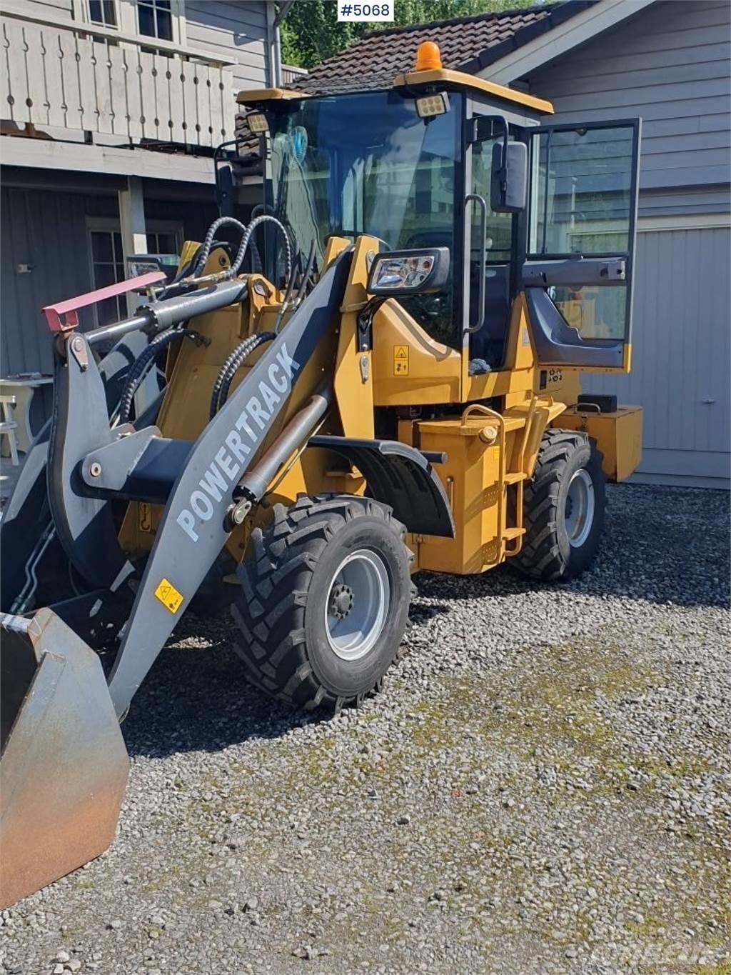 Powertrack L36 Kolesni nakladalci