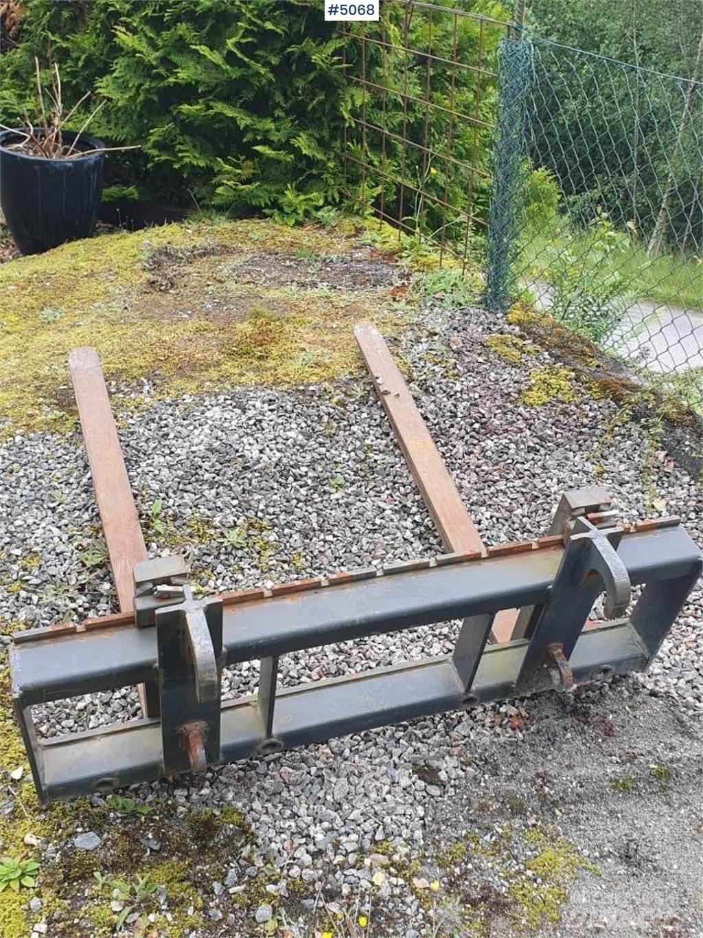 Powertrack L36 Kolesni nakladalci