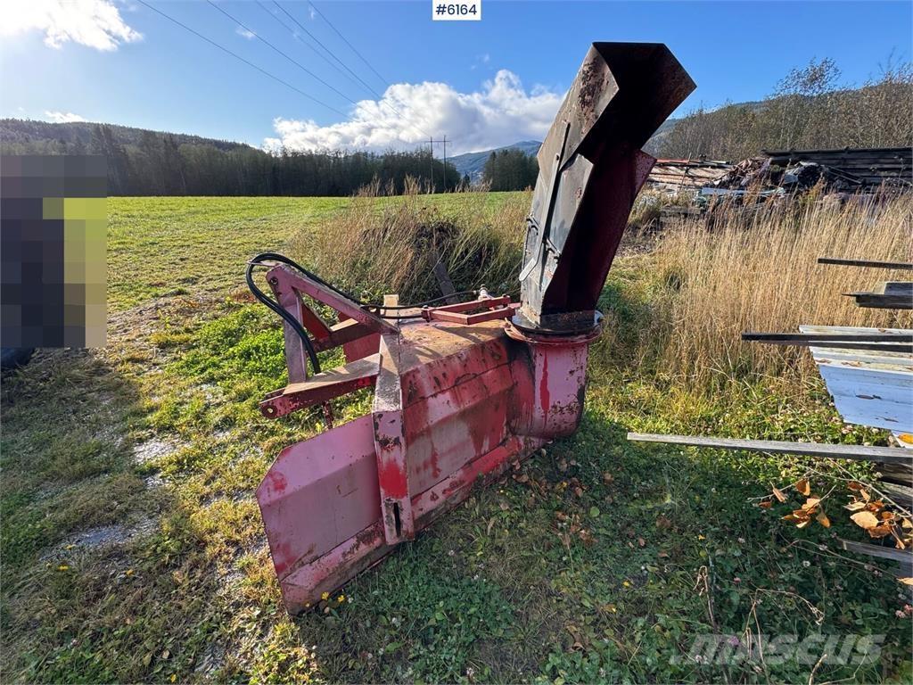  to-trinns Snøfres Snežne deske in plugi