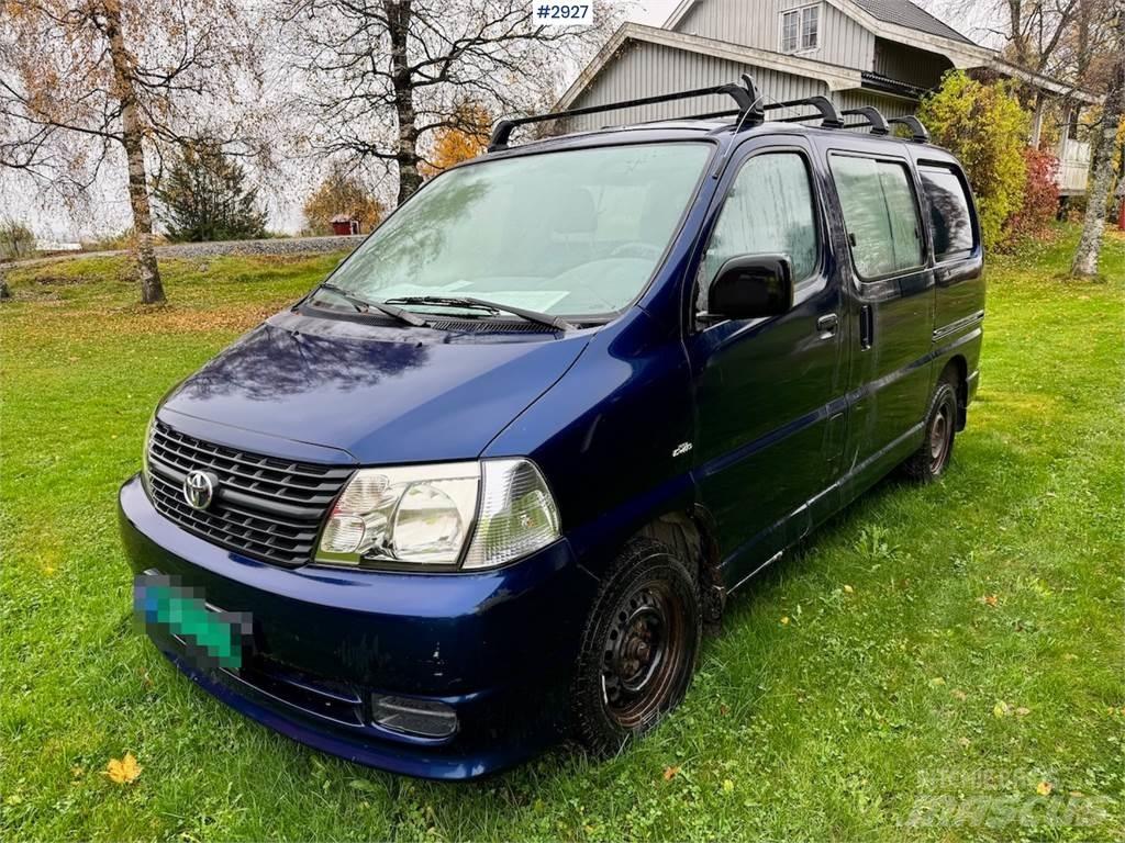 Toyota Hiace Drugi