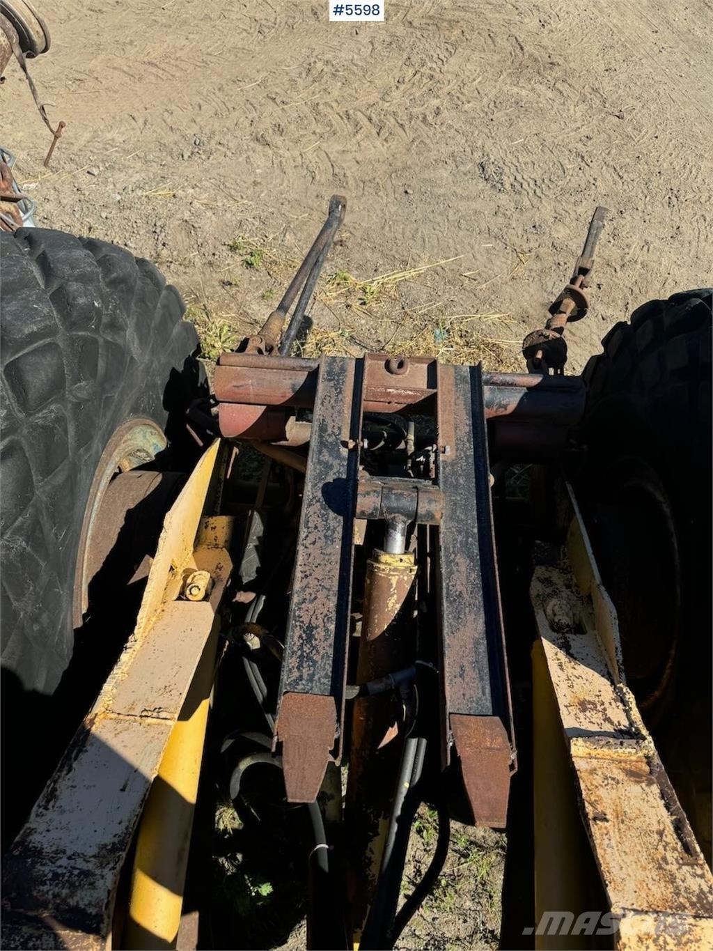  Traktor Selvbygd Traktorji