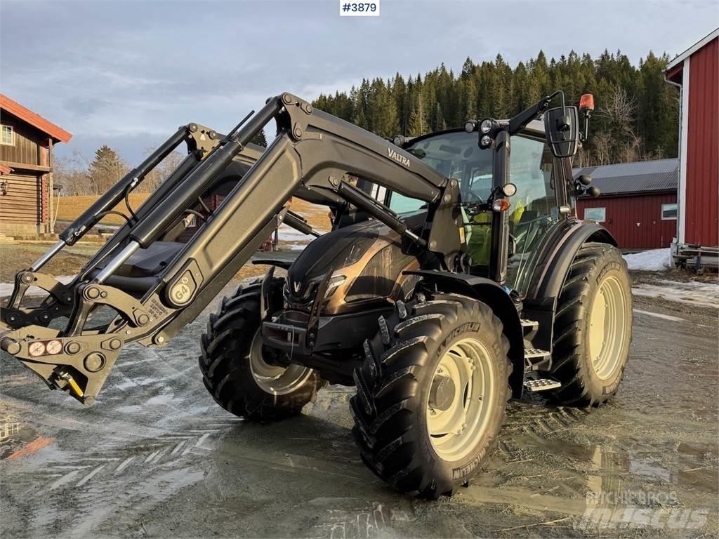 Valtra G135 Traktorji