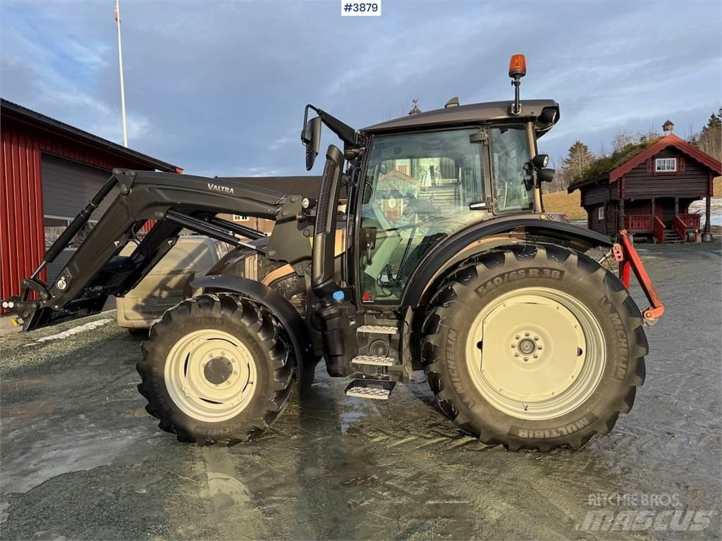 Valtra G135 Traktorji
