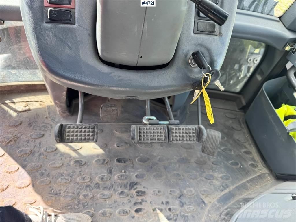 Valtra N142 Traktorji