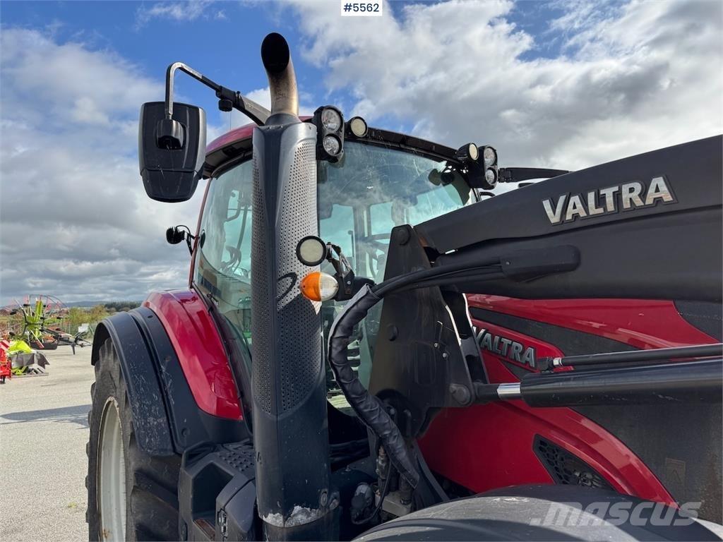 Valtra T194 Traktorji