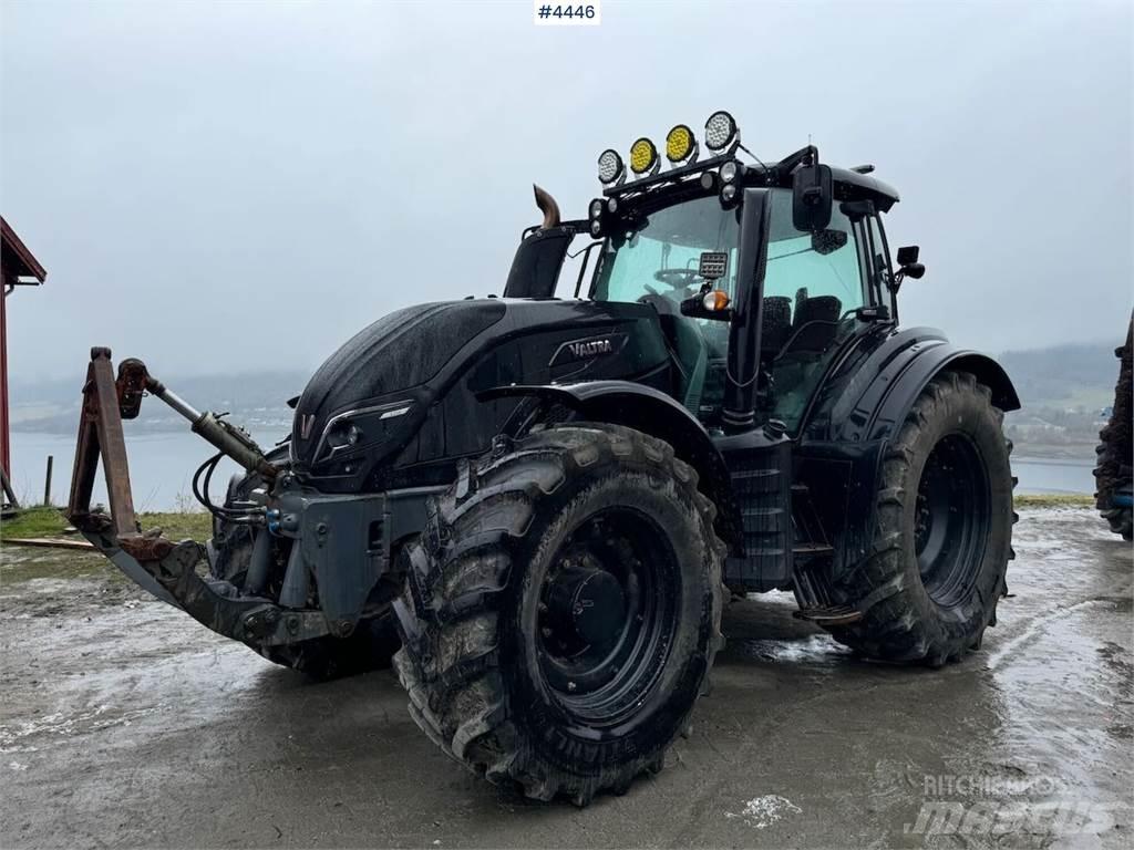 Valtra T234 Traktorji