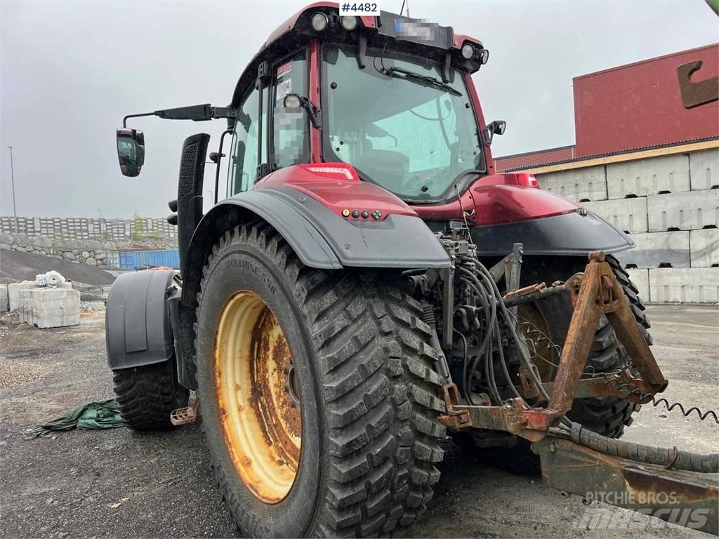Valtra T234 Traktorji