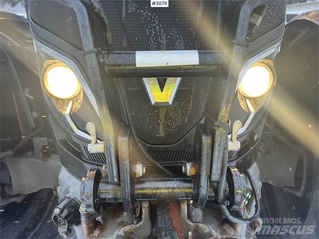 Valtra T254 Traktorji