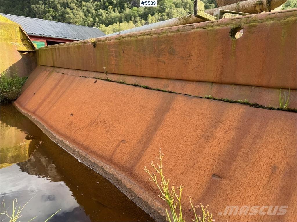 Volvo A 20 6x6 Ne cestni demperji