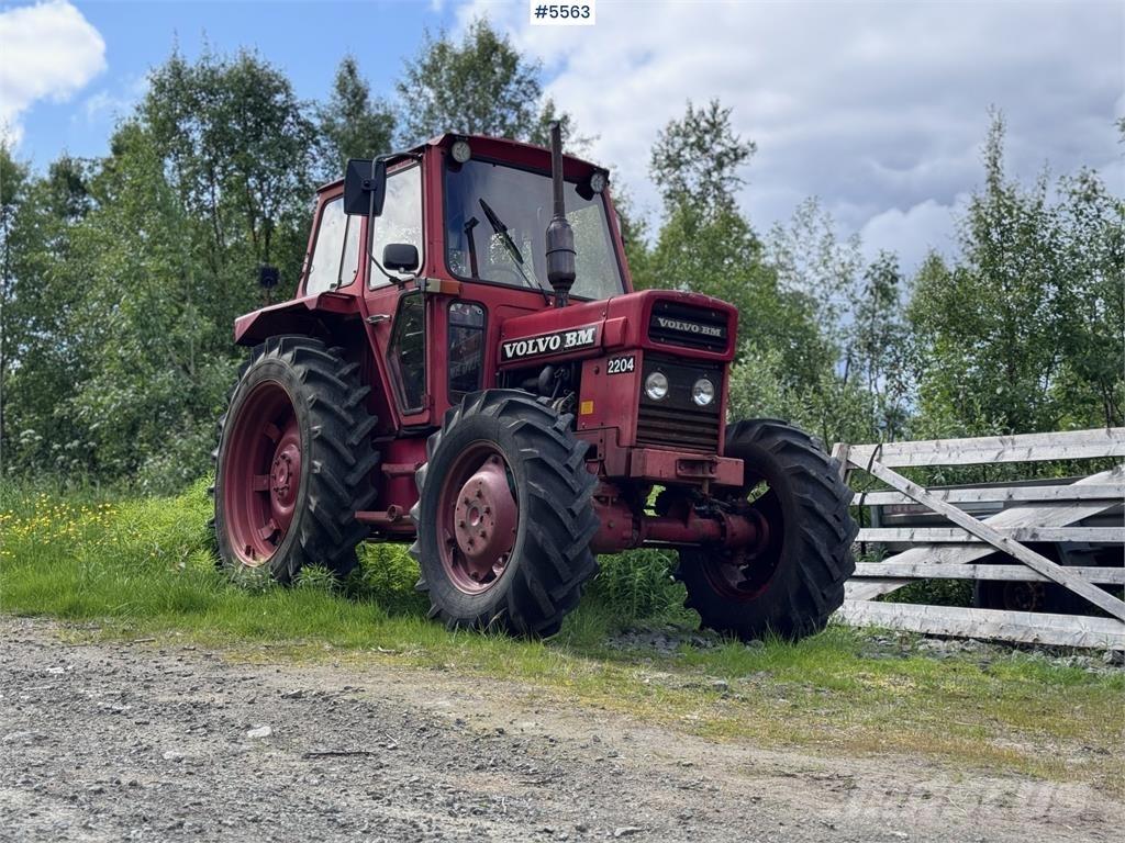 Volvo BM 2204 Traktorji