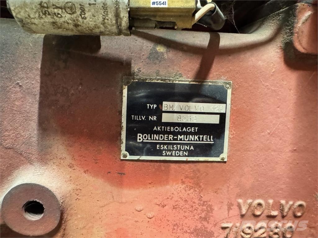 Volvo BM 425 Traktorji