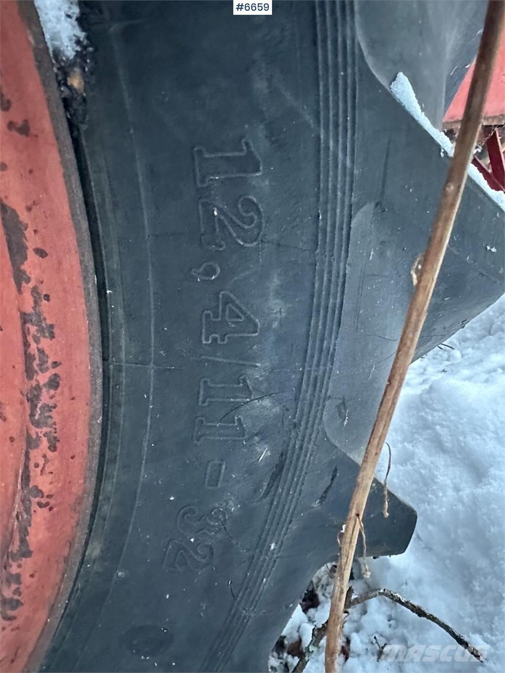 Volvo BM 430 Traktorji