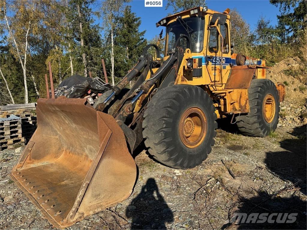 Volvo BM 4500 Kolesni nakladalci