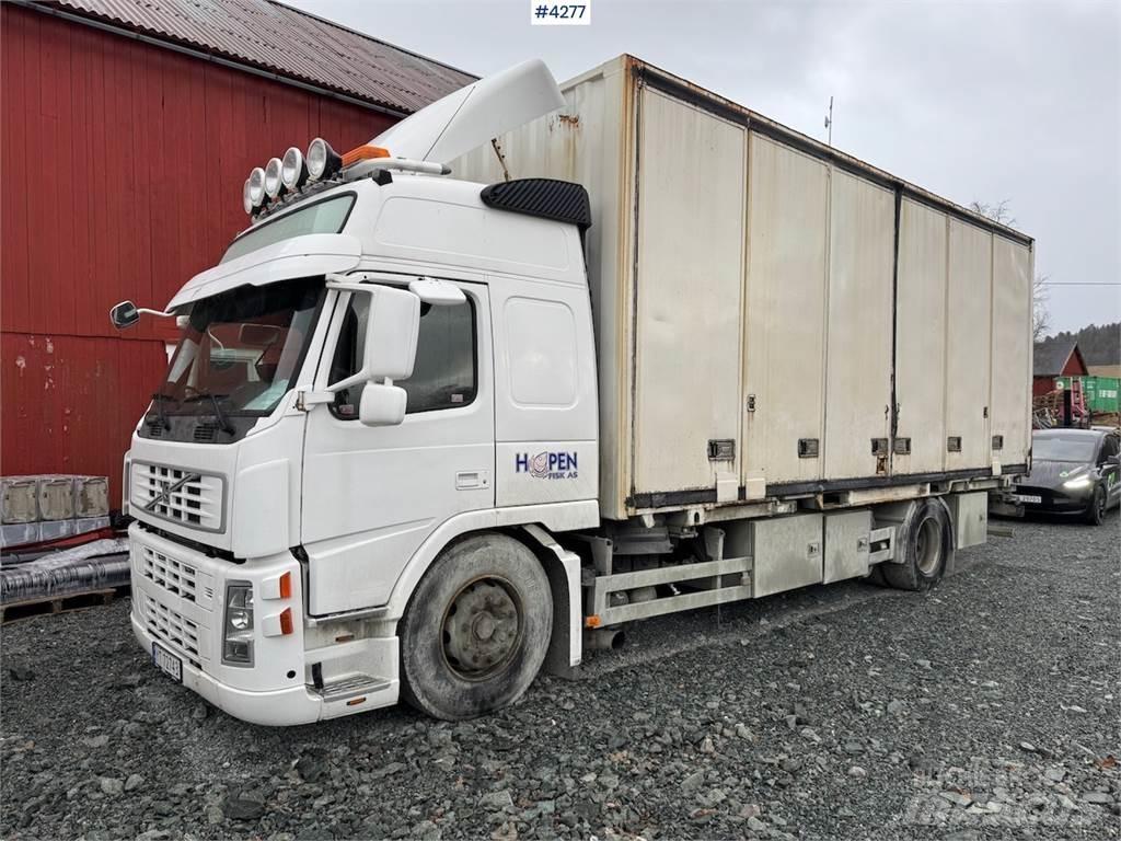Volvo FM9 Tovornjaki zabojniki