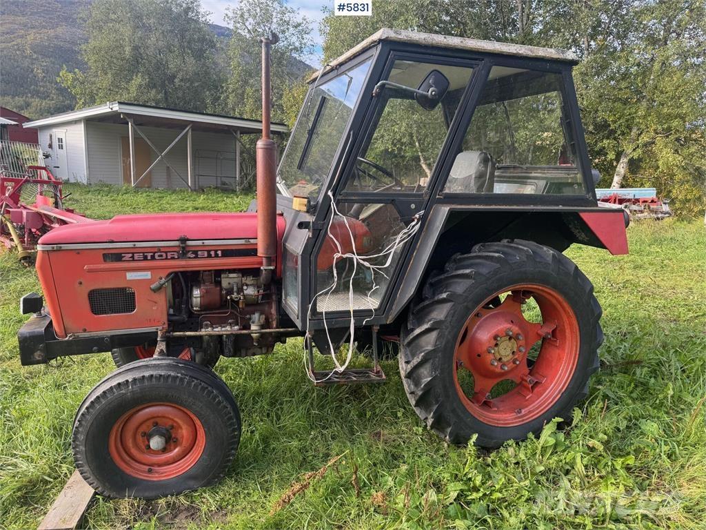 Zetor 4911 Traktorji