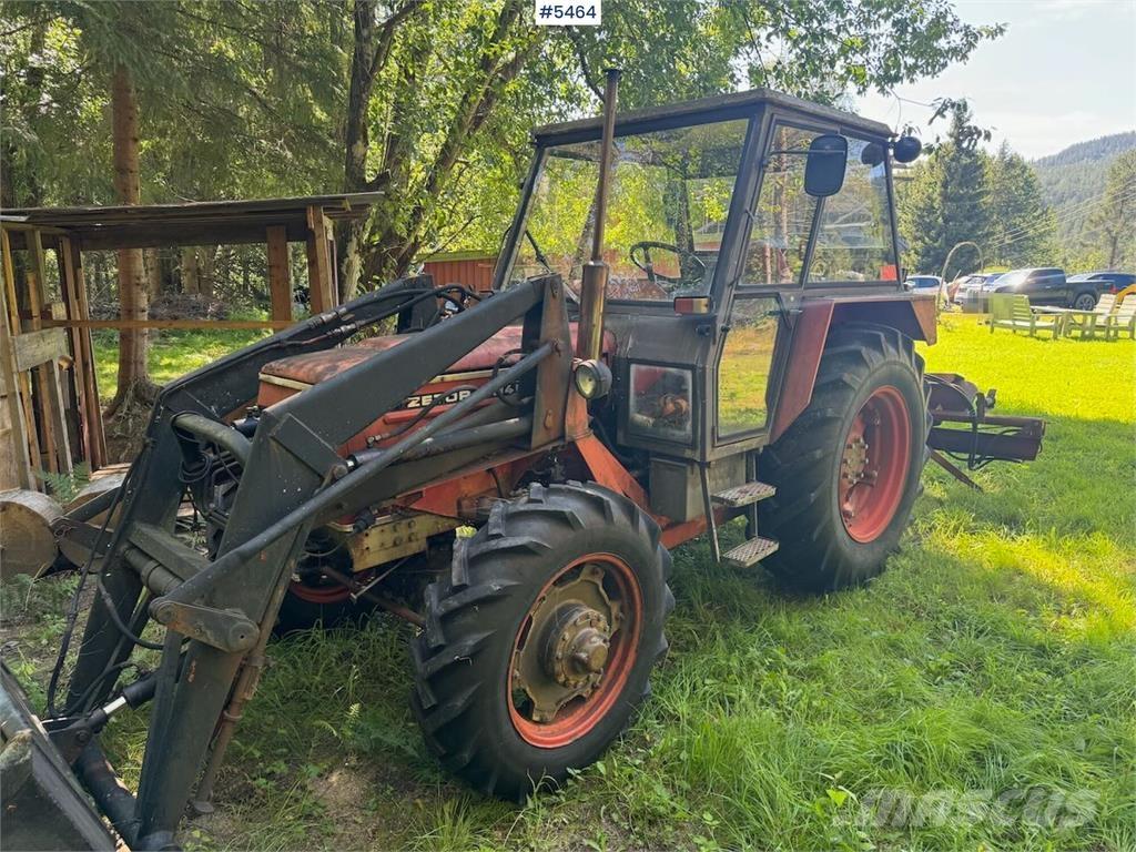 Zetor 5945 Traktorji