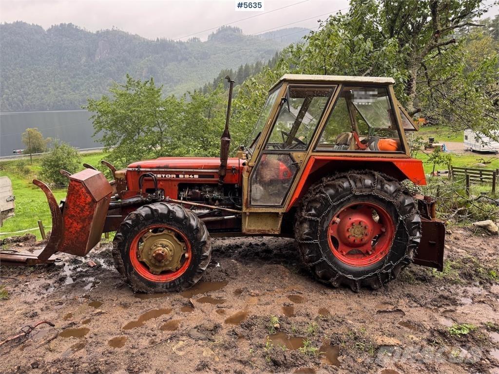 Zetor 5945 Traktorji
