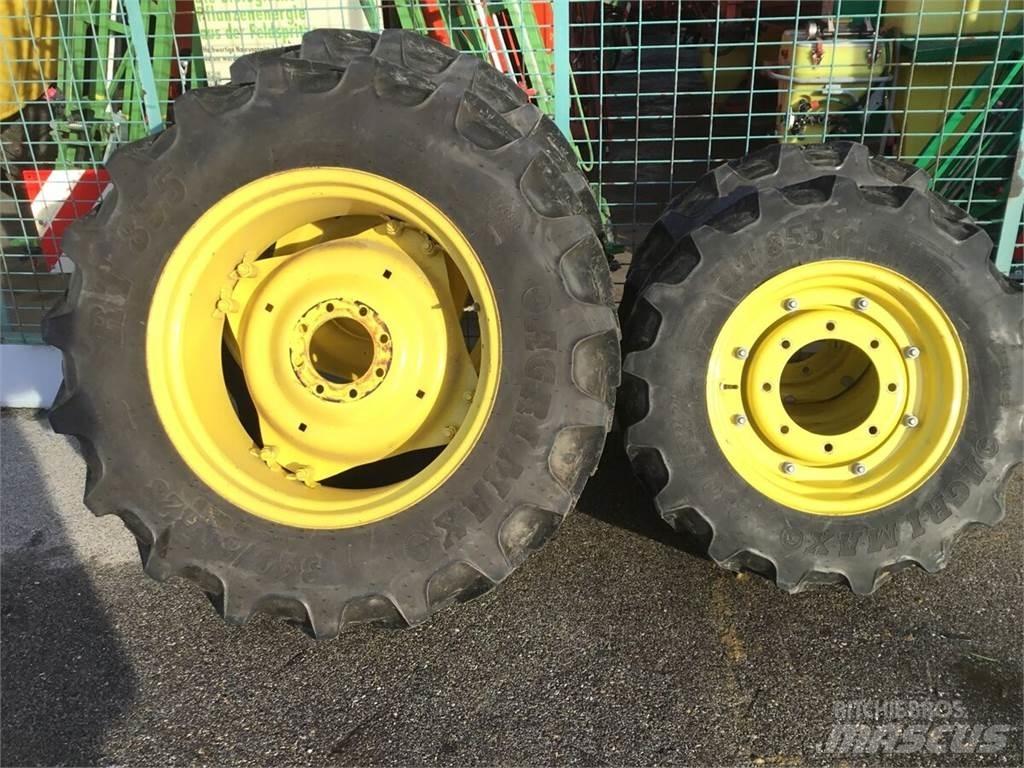  280/85R20 - 340/85R28 Gume, kolesa in platišča
