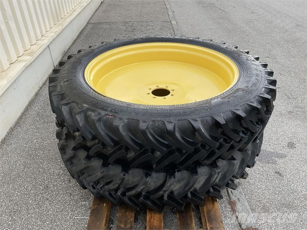  320/90 R 42 Gume, kolesa in platišča