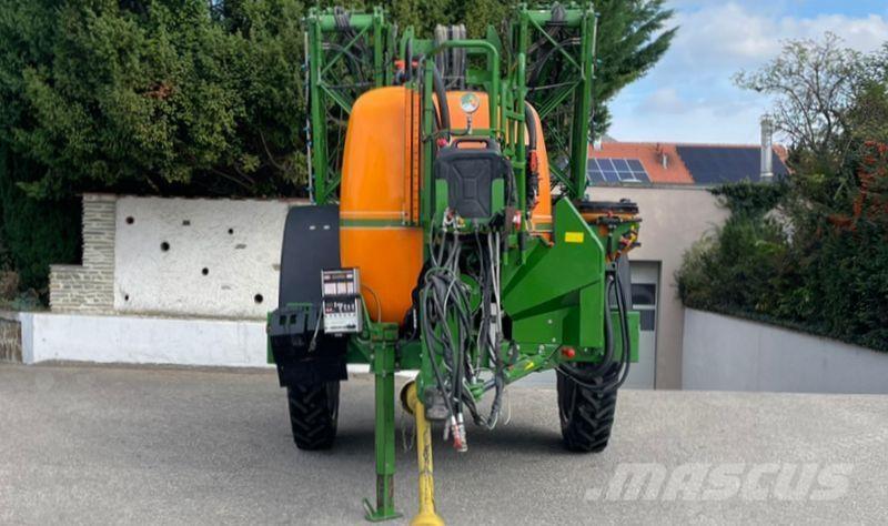 Amazone UG 3000 Vlečne škropilnice