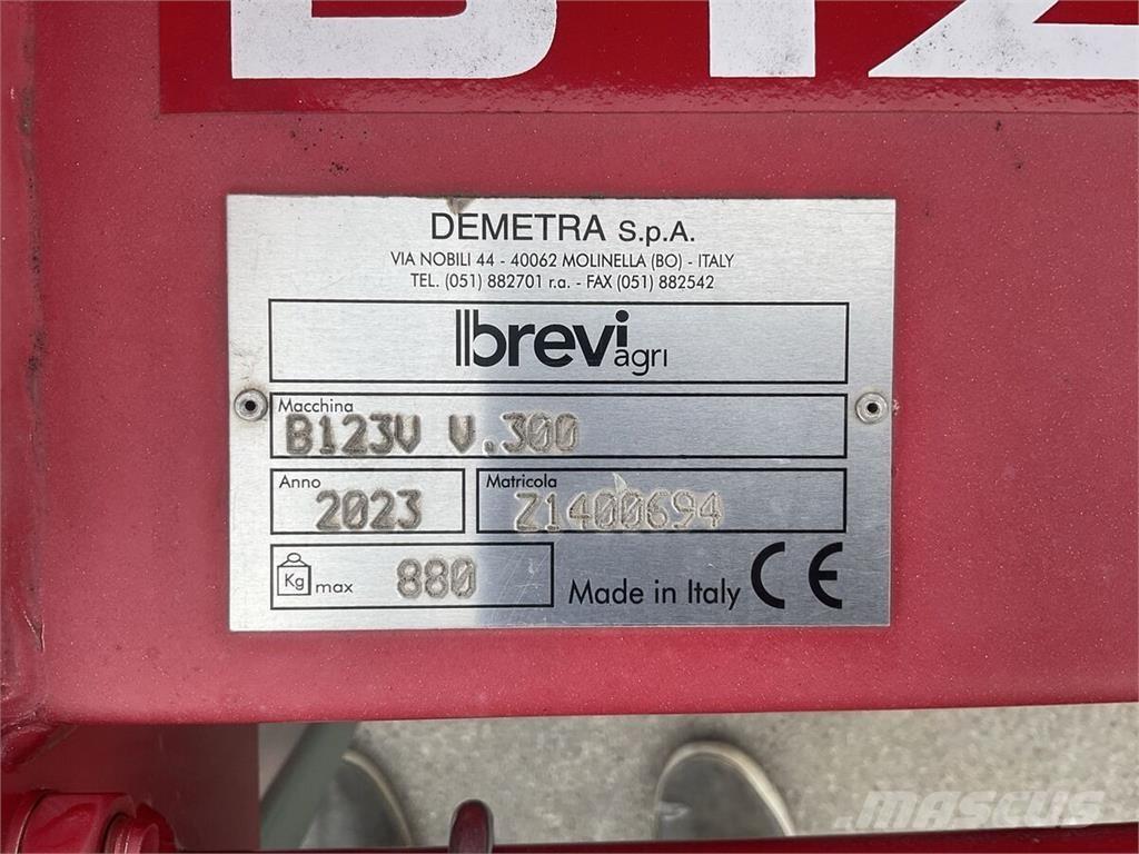  B123 - 300 Drugi stroji in priključki za setev in sajenje