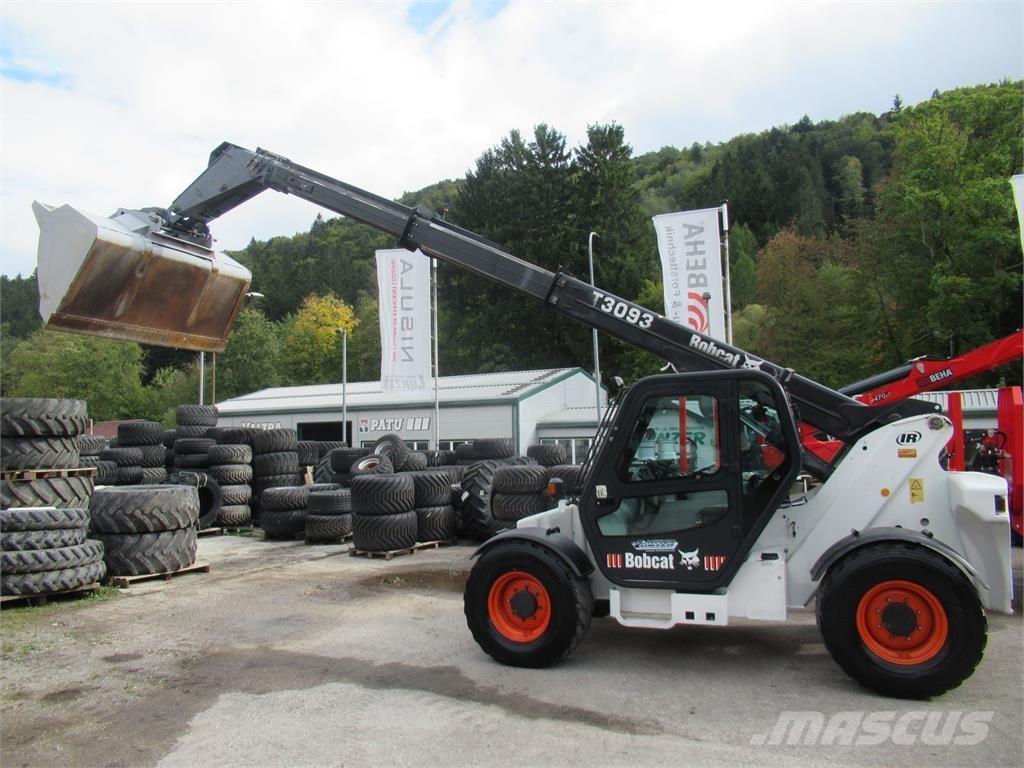 Bobcat 3093 Čelni nakladalci in kopači