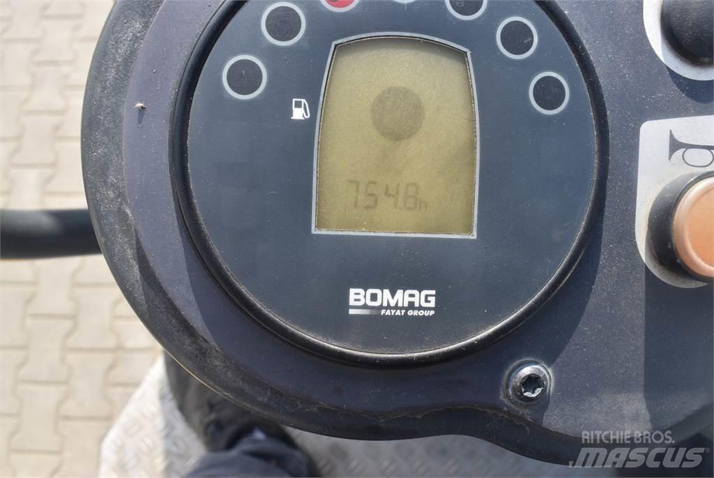 Bomag BW120AD-4 Drugi valjarji