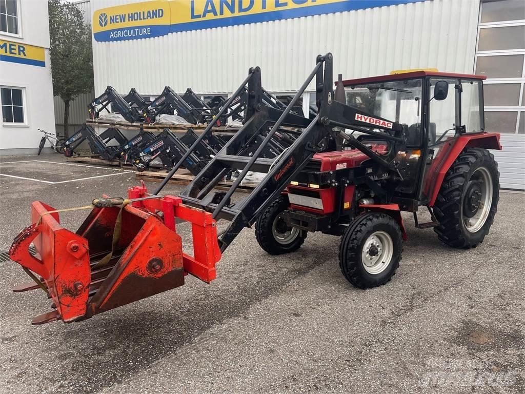 Case IH 533 Traktorji