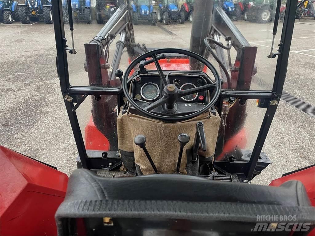 Case IH 533 Traktorji